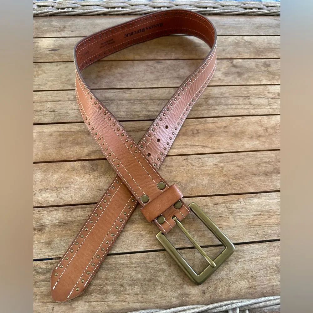 Banana Republic Leather Studded Belt S